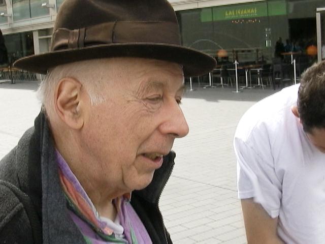 London Vince.bmp - PAPA VINCE